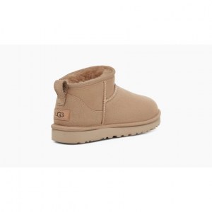 UGG CLASSIC ULTRA MINI SAND