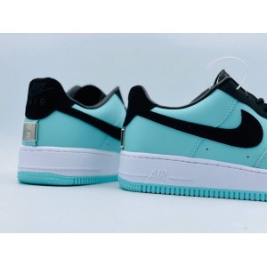 NIKE AIR FORCE 1 LOW