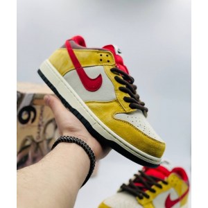 Nike SB Dunk Low