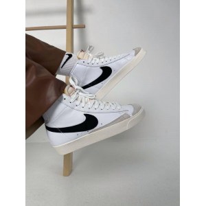 Nike Blazer mid