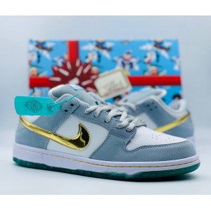 Nike SB Dunk Low