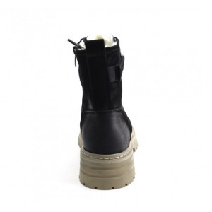 UGG BAKER BLACK