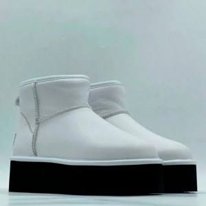 UGG CLASSIC MINI PLATFORM LEATHER WHITE