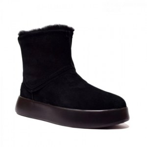 UGG CLASSIC SHORT BOOM BOOTIE BLACK